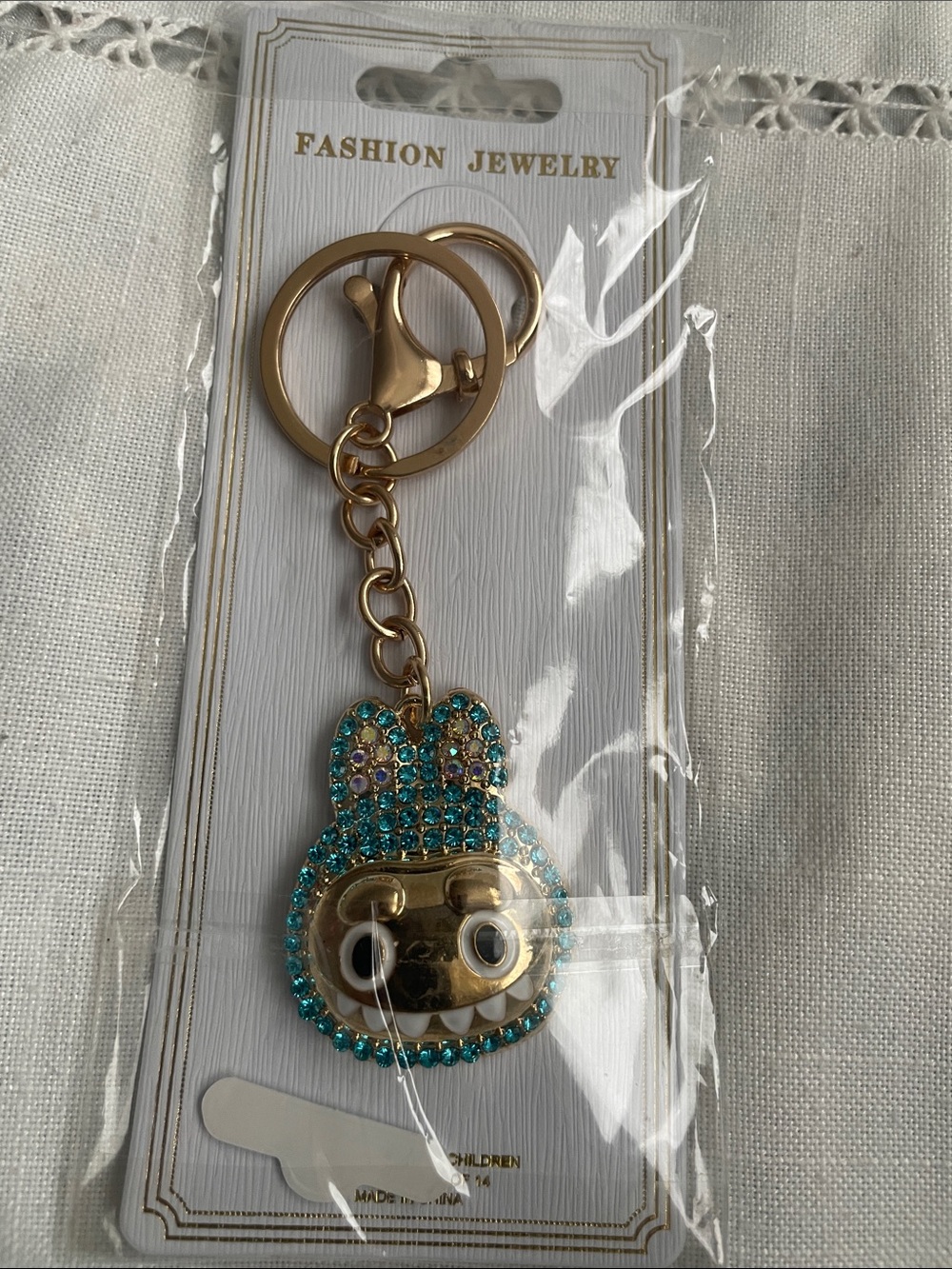 Fashion Jewelry Gold-Tone Bunny Face Keychain with Turquoise Crystals NEW